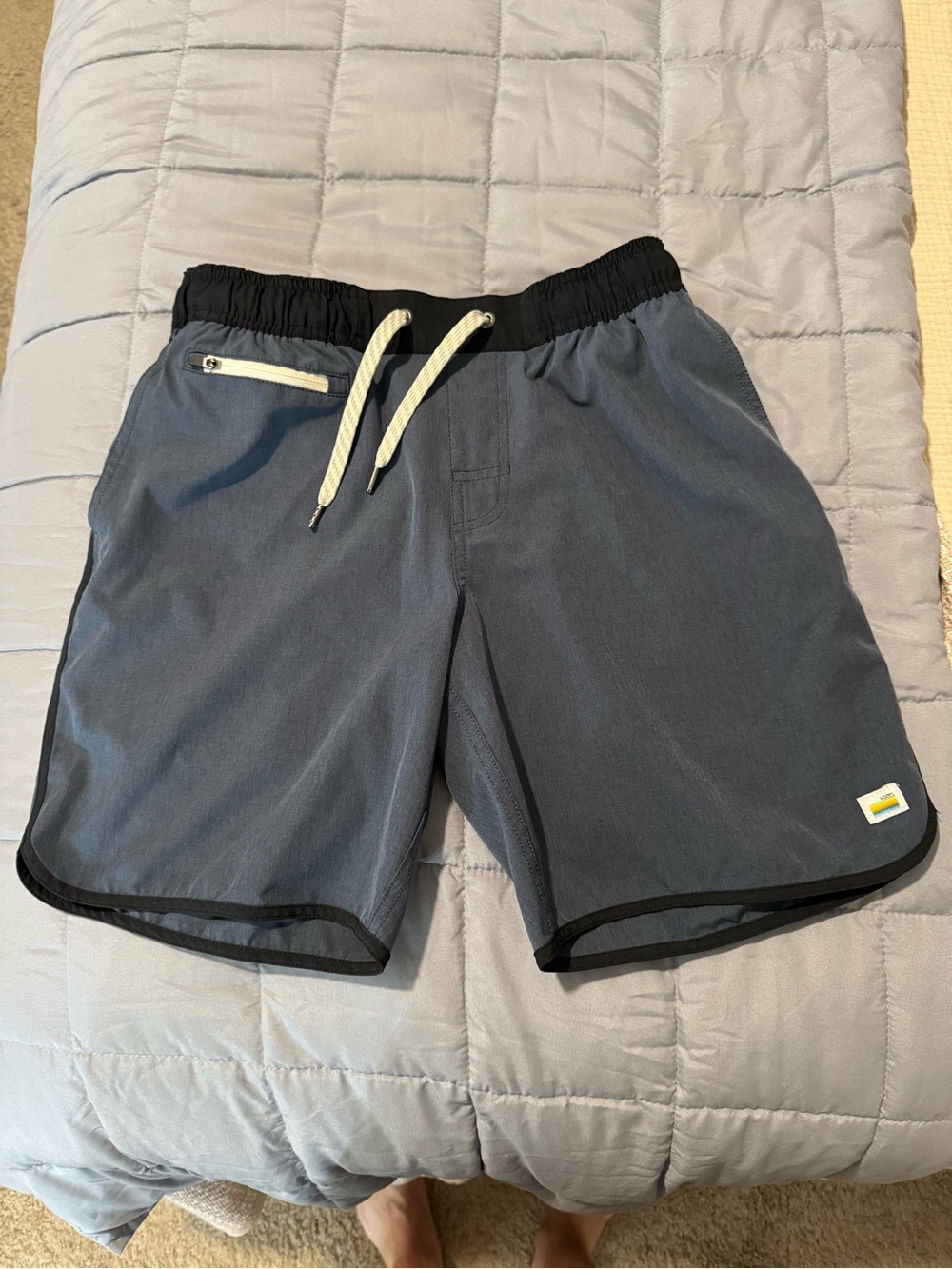 Vuori Men’s Banks Shorts; Azure Blue; 7” Inseam; Sz Small